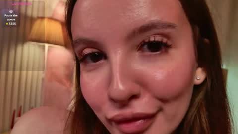 Snapshot of layla_bloom chatting on 06.06.26 Your sweet girl-next-door online show from 06.06.26