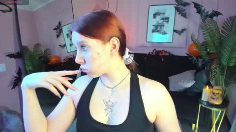 layla_glam online show from 11.03.25