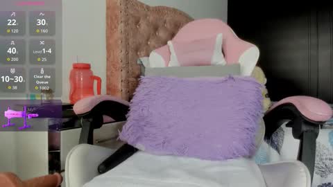 LAYLA online show from 12.03.25