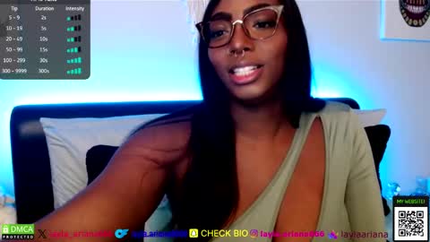 laylaariana online show from 10.10.25