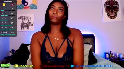 Snapshot of laylaariana69 chatting on 05.29.26 LaylaAriana online show from 05.29.26