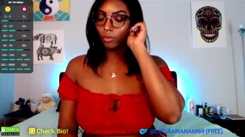 Snapshot of laylaariana69 chatting on 05.30.26 LaylaAriana online show from 05.30.26