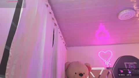 laylafoxy_tay online show from 12.22.25