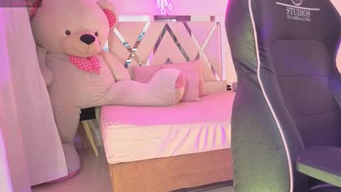 laylafoxy_tay online show from 12.23.25