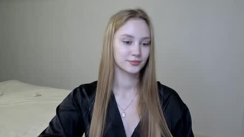 LaylaPretty001 online show from 01.08.25