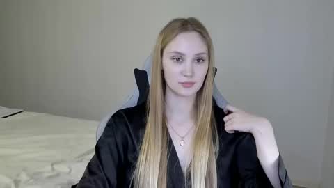 LaylaPretty001 online show from 02.03.25