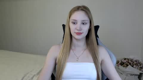 LaylaPretty001 online show from 02.19.25