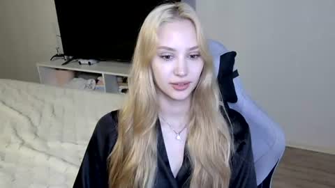 Snapshot of laylapretty001 chatting on 06.22.26 LaylaPretty001 online show from 06.22.26