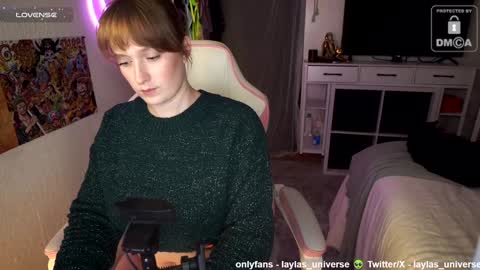 Layla Universe online show from 12.29.24