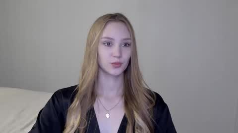 Laylla001 online show from 12.09.24