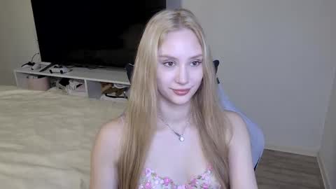 Laylla001 online show from 03.17.26