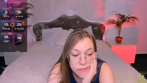 layriantavee online show from 01.17.25