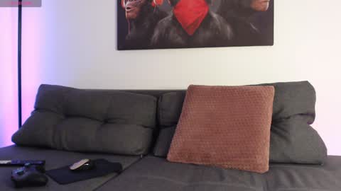 Snapshot of lazar_angels chatting on 12.26.24 Laz online show from 12.26.24