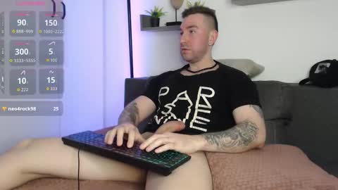 Snapshot of lazar_angels chatting on 11.23.25 Laz online show from 11.23.25