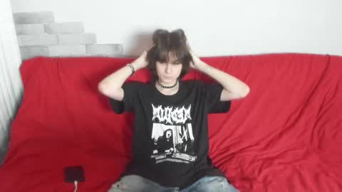 Snapshot of lazydarkknight chatting on 11.05.25 Alex online show from 11.05.25