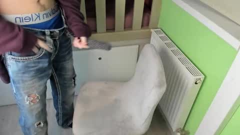 Snapshot of lazydarkknight chatting on 12.21.25 Alex online show from 12.21.25