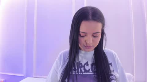    online show from 03.09.25