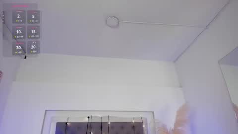 lea_walkerr online show from 02.16.26