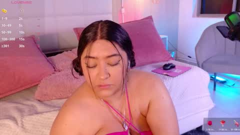 Snapshot of leah_bensoon chatting on 09.30.25 Leah online show from 09.30.25