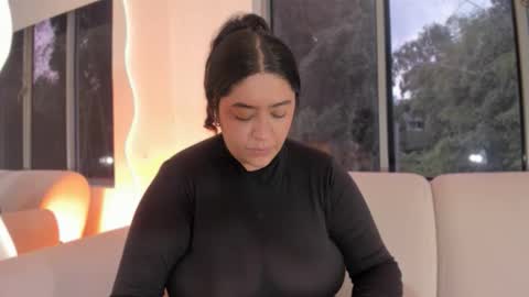 Snapshot of leah_bensoon chatting on 11.09.25 Leah online show from 11.09.25