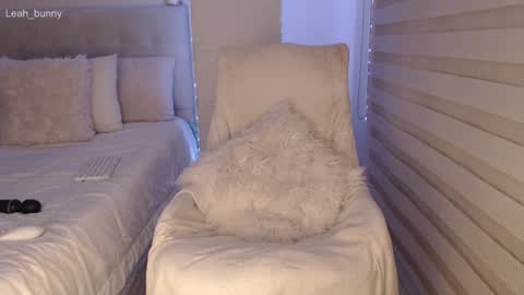 Leah online show from 12.27.24