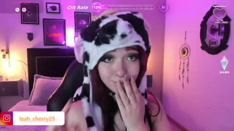 Snapshot of leah_cherry chatting on 06.04.26 Leah online show from 06.04.26