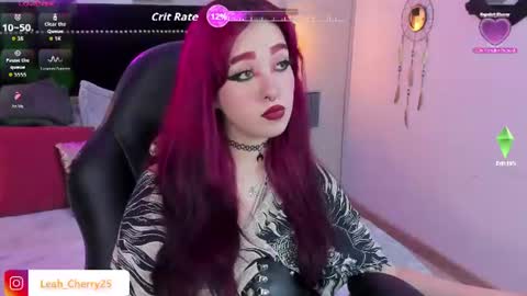 Snapshot of leah_cherry chatting on 06.19.26 Leah online show from 06.19.26