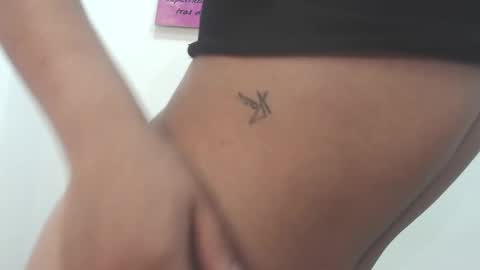 leah_susman online show from 02.26.25