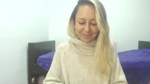 leah_susman online show from 09.26.25