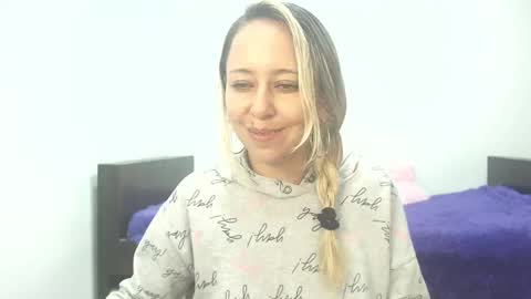 leah_susman online show from 09.30.25