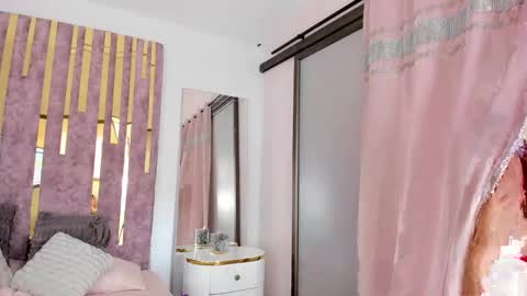 Leah  online show from 02.19.25