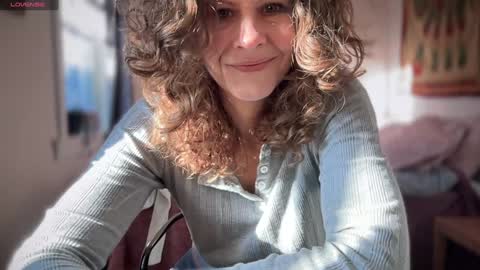 Leah Sparkles online show from 01.15.25