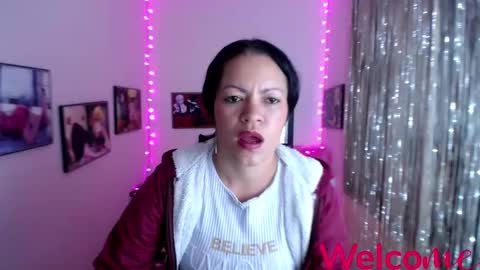 Leandra online show from 02.07.25