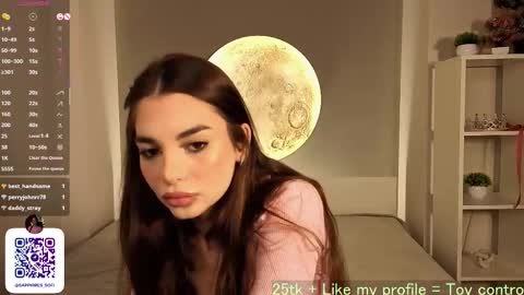 Snapshot of leandraconcatelli chatting on 01.09.26 Sophie online show from 01.09.26