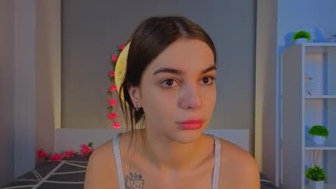 Snapshot of leandraconcatelli chatting on 02.10.26 Sophie online show from 02.10.26