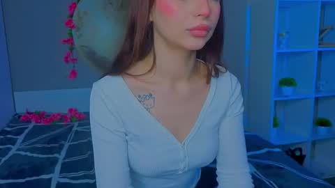Snapshot of leandraconcatelli chatting on 03.12.26 Sophie online show from 03.12.26