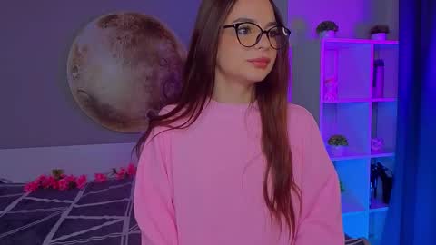 Snapshot of leandraconcatelli chatting on 03.25.26 Sophie online show from 03.25.26