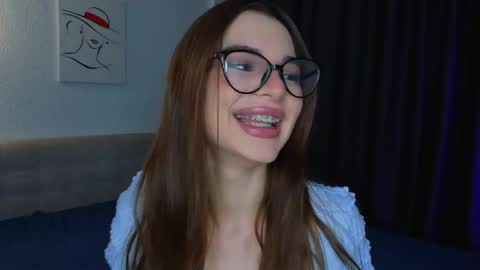 Snapshot of leandraconcatelli chatting on 05.17.26 Sophie online show from 05.17.26