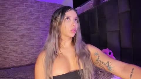 Maria Leandra  Lopeira online show from 11.29.25