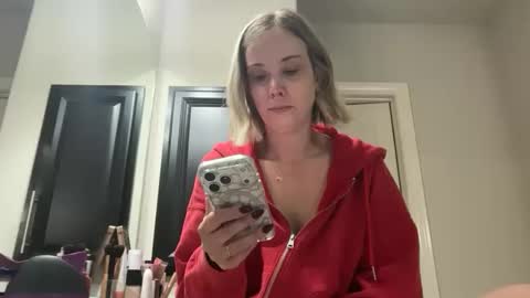 leanneluxecouple online show from 11.20.25