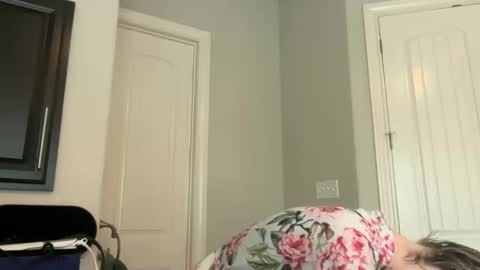 leanneluxecouple online show from 11.22.25