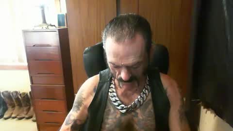 leathergreaser online show from 02.16.25