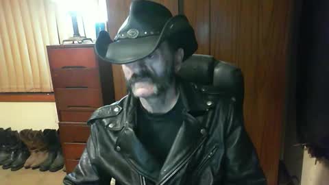 leathergreaser online show from 09.22.25