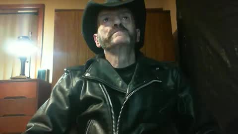 leathergreaser online show from 04.14.26