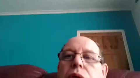 leatherpants68 online show from 09.14.25