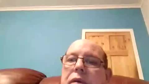 leatherpants68 online show from 11.12.25