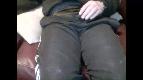 Snapshot of leatherpants68 chatting on 03.23.26 leatherpants68 online show from 03.23.26