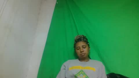 Snapshot of leatiana chatting on 02.13.26 leatiana online show from 02.13.26