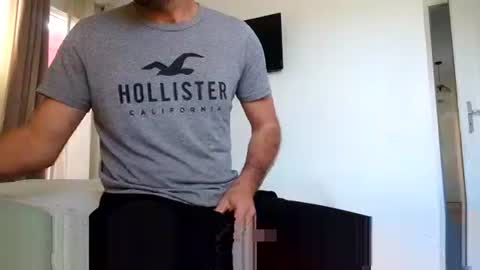 lebrun1985 online show from 10.26.25