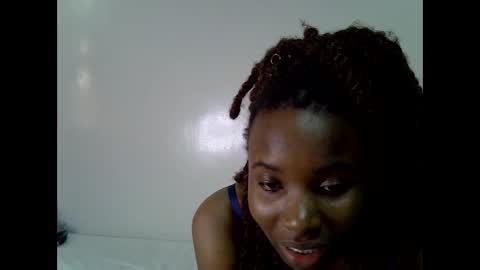 Snapshot of lee_shaz chatting on 05.25.26 lee baby online show from 05.25.26